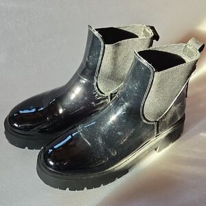 Chelsea Black Ankle Boots 9